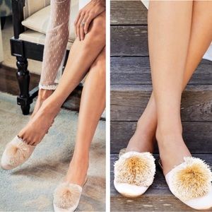 NWOT Birdies • Cream Songbird Pom Pom Linen Mule Slipper